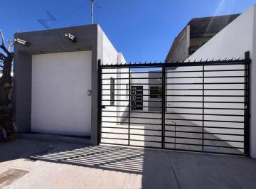 Casa · 157m² · 2 Recámaras · 1 Estacionamiento · Casa en San Rafael