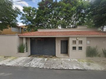 Casa de 6 habitaciones, Alvaro Obregón · Venta de Casa en La Colonia Jarnines del Pedregal Cdmx