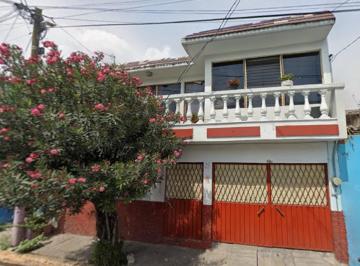 Casa de 3 habitaciones, Tlalnepantla de Baz · Casa en Venta en San Juan Ixhuatepec, Tlalnepantla