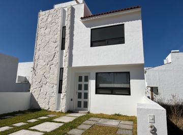 Fachada · Arrendamiento de Casa Nueva en Ciudad Maderas