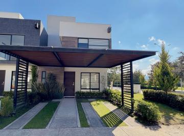 Casa en condominio · 123m² · 3 Recámaras · 2 Estacionamientos · Casa en Venta en Ocoyoacac Cerca de La Cdmx