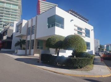 ef197c8f95ee5333e5e5b053bbf1e774ce72bacaed1d14a7fa4a0eabf5a80771 · Casa en Venta en Centro Sur, Querétaro