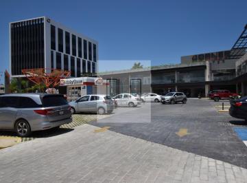 Local comercial · 63m² · 250 Estacionamientos · Renta de Local Planta Baja en Corner Center