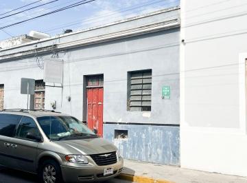 Casa de 2 habitaciones, Mérida · Colonia Centro Propiedad Para Remodelacion en Venta