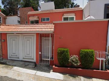 Casa de 4 habitaciones, Naucalpan de Juárez · Casa con 140 m² de Terreno 4 Habitaciones en Venta en Lomas Verdes 4a Sección