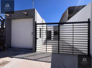 Casa · 2 Recámaras · 1 Estacionamiento · Casa en Venta en Colonia San Rafael