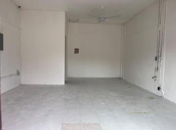 Local comercial · 36m² · Local 3 Plaza en Renta