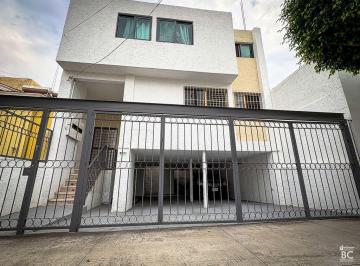 Departamento · 115m² · 2 Recámaras · 1 Estacionamiento · Departamento en Renta con Excelente Ubicación en Loma Bonita