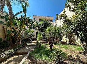 Casa · 576m² · 6 Recámaras · 3 Estacionamientos · Casa en Venta La Paloma a Unos Pasos de Av Camelinas