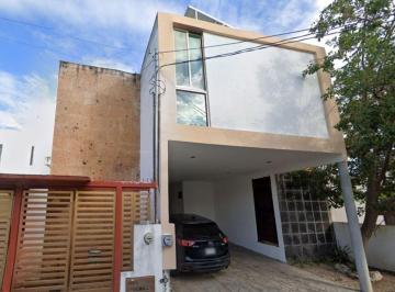Casa de 3 habitaciones, Mérida · Venta de Casa, Leandro Valle, Mérida, Yucatán