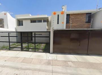 Casa de 3 habitaciones, San Luis Potosí · Venta de Casa en Villa Magna, San Luis Potosi, S. L. p.