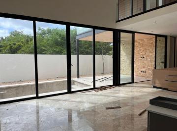 Casa Venta 401m² de 5 habitaciones · Hermosa Casa a Estrenar en El Country Club Merida, Yucatan