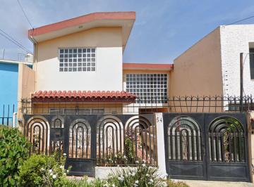 Casa de 4 habitaciones, Azcapotzalco · *super Precio, Gran Oportunidad *amplia y Hermosa Casa Amplia con Excelente Ubicacion en Azcapzalco