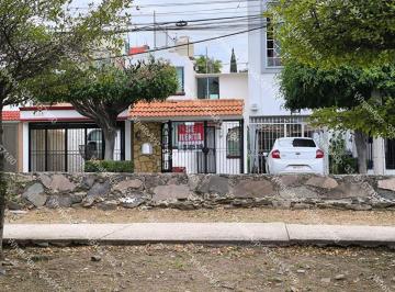 Casa Renta de 2 habitaciones · Casa Fraccionamiento Revolucion