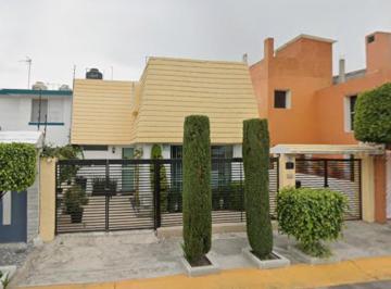 Casa de 3 habitaciones, Atizapán de Zaragoza · Casa en Venta en Las Alamedas, Atizapán