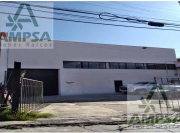 Bodega comercial · 800m² · 8 Estacionamientos · Bodega en Renta Naucalpan