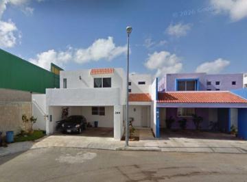 Casa de 4 habitaciones, Mérida · Casa en Venta en Xcumpich, Mérida, Yucatán, Cll