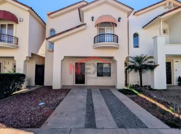 Foto principal · Casa en Venta en Real de Sevilla Residencial