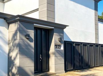Casa de 5 habitaciones, Miguel Hidalgo · Casa en Bosques de Las Lomas a Precio de Adjudicación | Oportunidad Única de Inversión Rom*