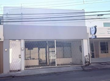 Local comercial · 34m² · 1 Estacionamiento · Local Comercial en Renta Cumbres 1er Sector
