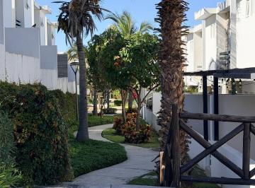 Casa · Casa en Cerritos