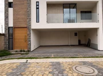 Casa de 3 habitaciones, San Andrés Cholula · Estrena Propiedad en Renta Cluster con Alberca