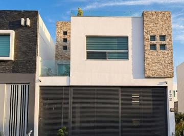 e81ada8c2f56080dfe61d642881175f54a6169934641da23df1926f217da3ca7 · Casa en Renta en Cima del Bosque, Monterrey, Nuevo Léon