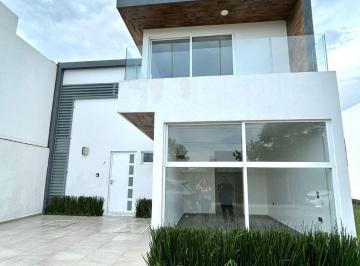 Casa de 4 habitaciones, San Andrés Cholula · Casa con Recámara en Planta Baja