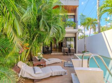 Casa · 252m² · 4 Recámaras · 2 Estacionamientos · Casa Amueblada con Alberca en Venta La Veleta Tulum