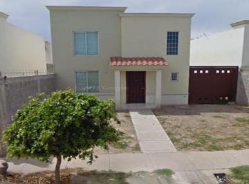 Casa de 3 habitaciones, Culiacán · Venta de Casa en Valle Alto, Sinaloa