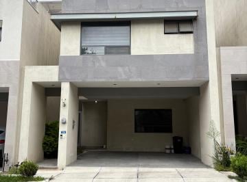 Fachada · Cumbres Crisanto - Casa en Venta