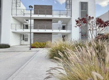 66d7227aa1d3516bad54143972875519421091d105ec5a918afe05c8eb48922d · Se Vende Penthouse Al Sur de Aguascalientes