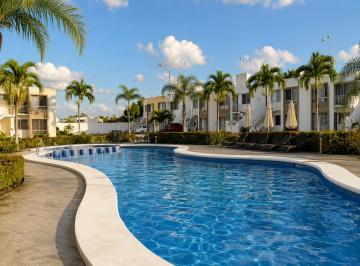 Departamento de 2 habitaciones, Solidaridad · Departamento de 2 Recámaras con Amenidades en Playa del Carmen
