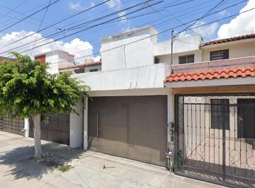 Casa de 3 habitaciones, León · Venta Casa Fray Bartolomé de Calzadill, Santo Domingo, León de Los Aldama, Gto. a S F (D Z)