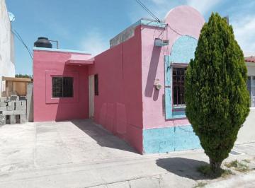 Casa de 1 habitación, Saltillo · Casa de 1 Planta en Venta en Col. Lomas Verdes