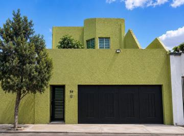 11095c28f5b6f28d632fb1cf4043278b00df462f57b54644f64c9b2a5a11a972 · Casa Residencial Amueblada en Renta Zona Huixquilucan