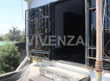 Casa · 199m² · 3 Recámaras · 2 Estacionamientos · Propiedad con 2 Casas y Local Comercial en Col. Lázaro Cárdenas, Yautepec | Gran Potencial de Invers