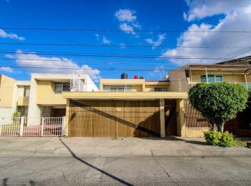 Casa de 4 habitaciones, Guadalajara · Casa en Venta en Residencial Victoria