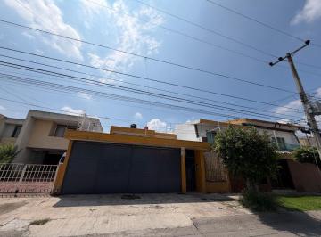 Casa de 4 habitaciones, Guadalajara · Casa en Venta en Residencial Victoria