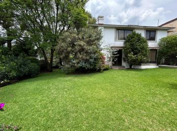 Casa · 466m² · 3 Recámaras · 6 Estacionamientos · Jardines del Pedregal Residencia en Venta