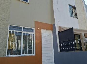 Casa en condominio de 2 habitaciones, Zapopan · Casa en Renta en Parques del Auditorio, Zapopan | 2 Recámaras | 2 Baños