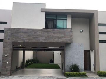 b0990d0a2989cb7157e2d9d8d343f76fbf887b9890d7a77c19d6d2d9ffcee5af · Casa en Renta en Almendros Residencial, Carretera
