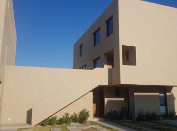 Casa en condominio de 2 habitaciones, El Marqués · Casa en Renta en Zakia El Marqués Querétaro