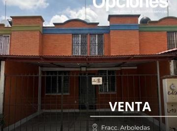 Casa de 3 habitaciones, Salamanca · Casa en Venta Fracc. Arboledas Salamanca