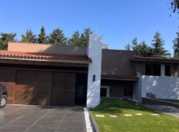 Casa de 4 habitaciones, Lerma · Casa en Renta Club de Golf Los Encinos