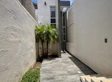 Dúplex de 4 habitaciones, Chihuahua · 3 Departamentos en Venta, Col. Granjas