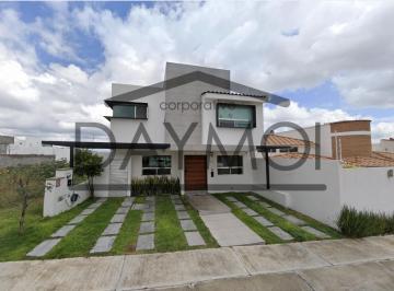 Casa en condominio de 4 habitaciones, Querétaro · Casa en Lago Yuriria 112, Cumbres del Lago, 76230 Juriquilla, Qro.