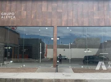 Local comercial · 52m² · 4 Estacionamientos · Locales en Quintas Sebastian