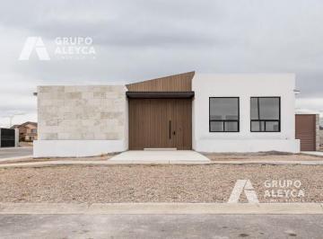 Casa · 275m² · 3 Recámaras · Casa en Leones