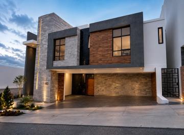 Casa de 4 habitaciones, San Luis Potosí · Residencia en Club de Golf La Loma | $12.9 Mill